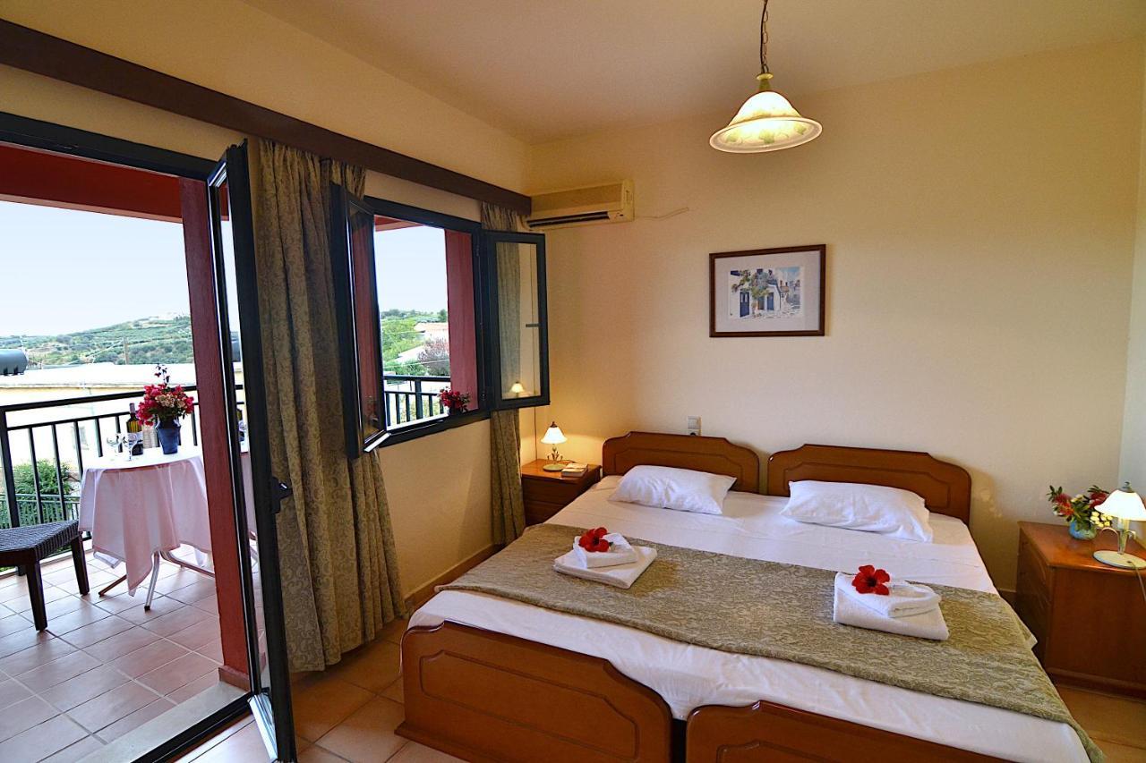 Christina Villas- Minoan Inland Pentamodi Екстер'єр фото