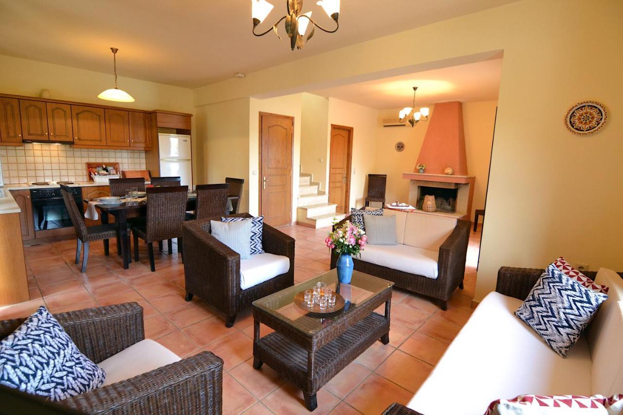 Christina Villas- Minoan Inland Pentamodi Екстер'єр фото